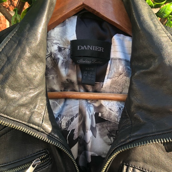 Danier Black Italian Leather Motorcycle Jacket - Picture 3 of 9
